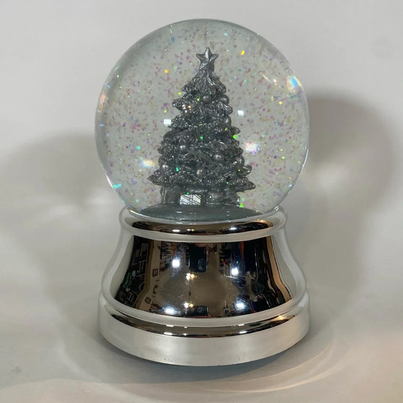 Elegant 2010 Silver Holiday Tree Winter Snowglobe O Christmas Tree Music Decor - Picture 3 of 6